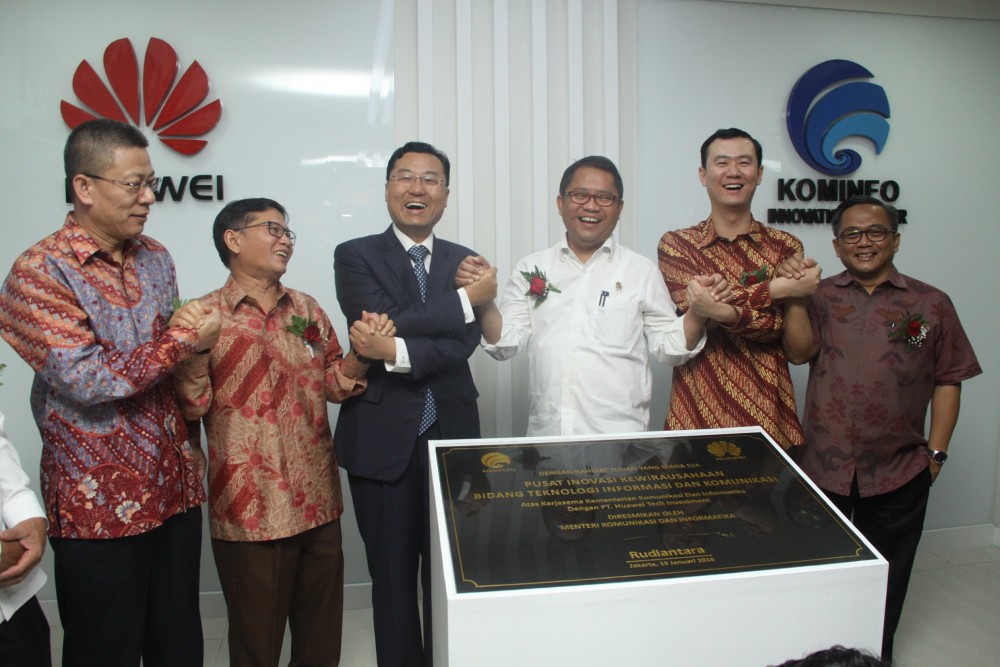 Huawei dan Kominfo resmikan pusat inovasi / Huawei