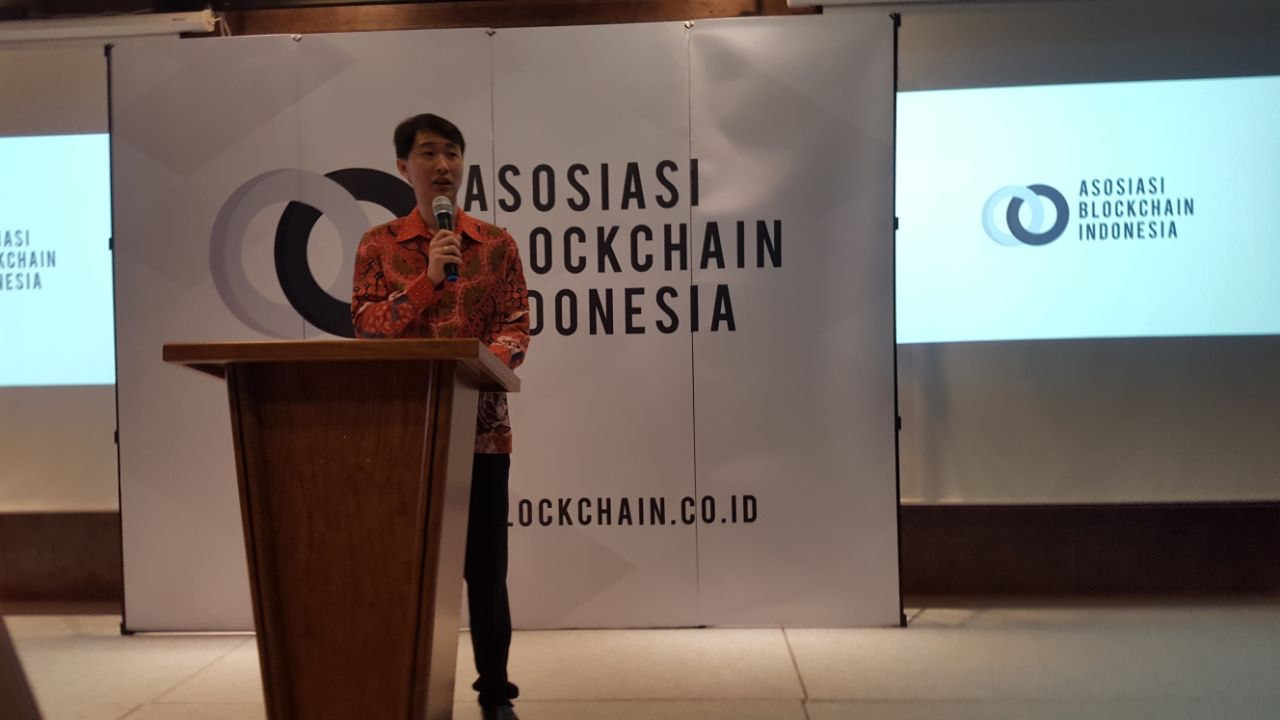 Ketua Umum Asosiasi Blockchain Indonesia, Oscar Darmawan / DailySocial