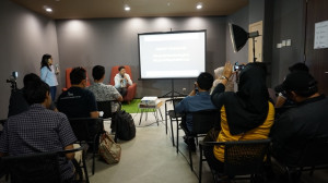 Kegiatan seminar yang dilaksanakan IDEC / IDEC