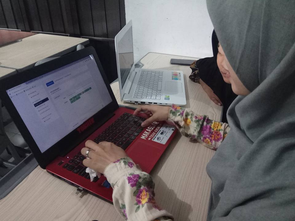 Kelase saat dimplementasi di Universitas Negeri Makassar