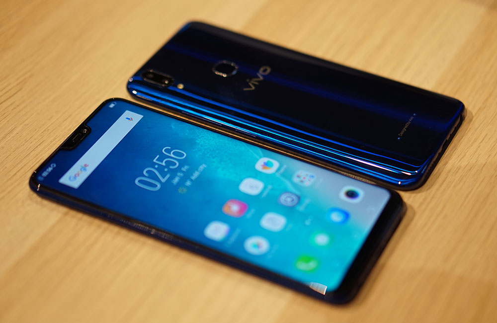 vivo-v9-tampil-ekspresif-dalam-balutan-warna-biru-4