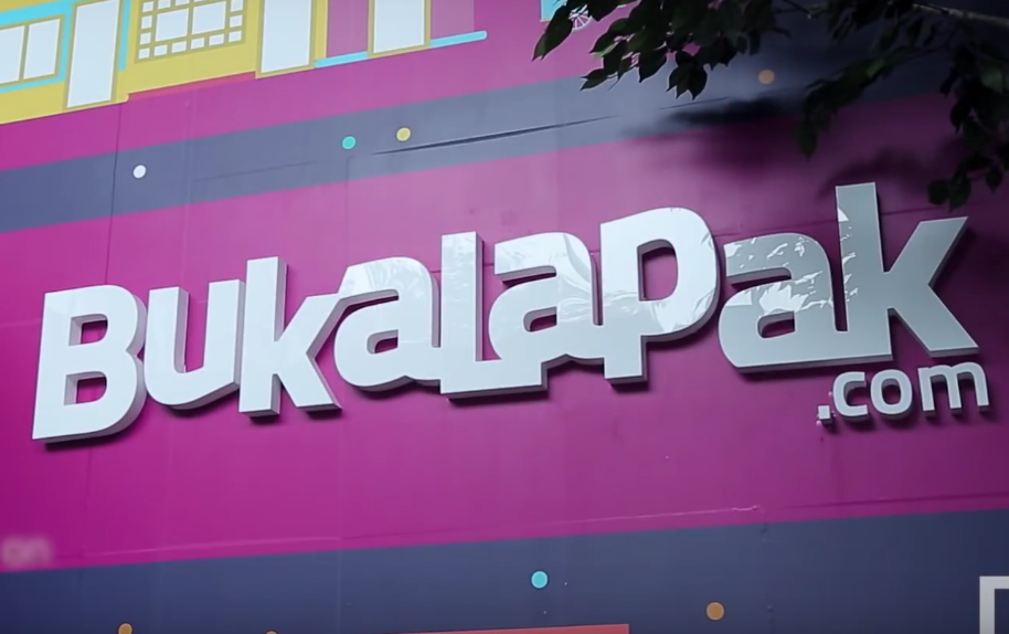 Bukalapak supports payment via DANA