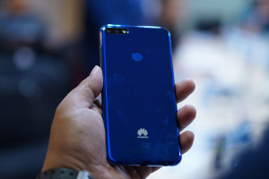 menilik-tampilan-dan-fitur-unggulan-huawei-nova-2-lite-8