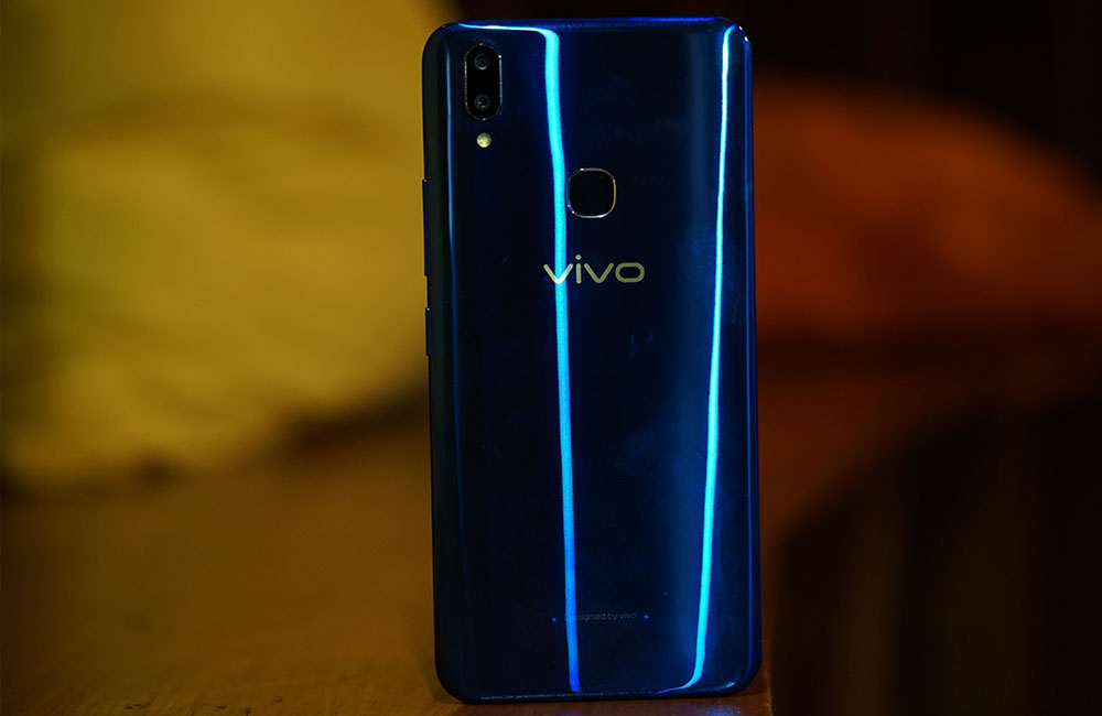 vivo-v9-tampil-ekspresif-dalam-balutan-warna-biru-9