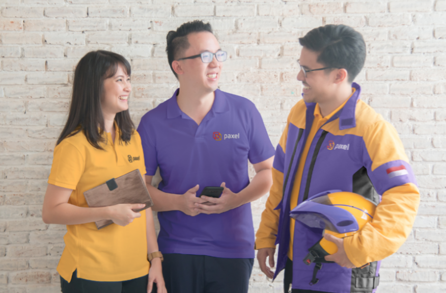 Startup logistik Paxel menawarkan solusi pengiriman paket same day delivery, berbasis aplikasi dengan tarif flat untuk area pengiriman Jabodetabek dan Bandung
