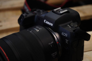 canon-luncurkan-kamera-mirrorless-full-frame-eos-r-dan-lensa-rf