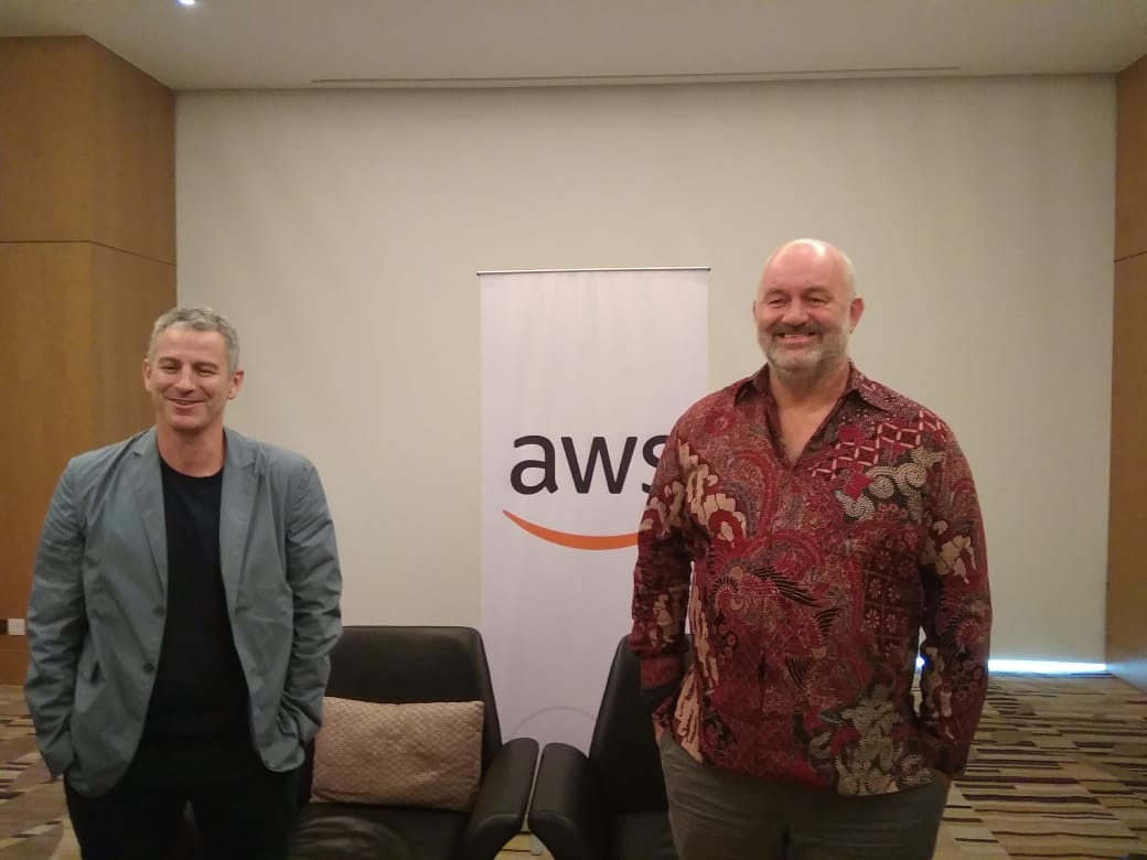 Amazon Web Service telah memiliki kantor di Indonesia sejak Desember 2017, belum ada rencana membangun server lokal