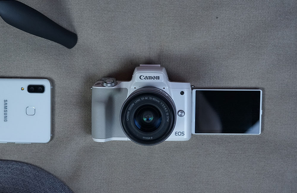 Review-Canon-EOS-M50
