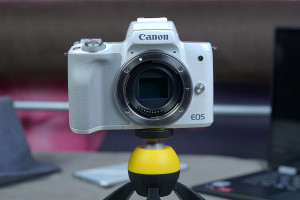 Review-Canon-EOS-M50