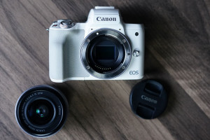 Review-Canon-EOS-M50