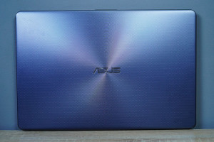 review-asus-vivobook-15-x505za