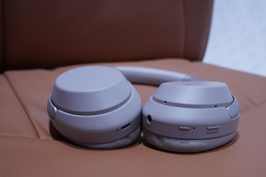 sony-indonesia-umumkan-headphone-wireless-noise-cancelling-wh-1000xm3-dan-wf-sp900