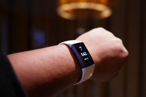 Fitbit-Charge-3-6