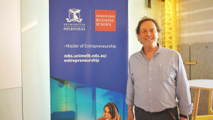 Untuk mengatasi isu kewirausahaan di Australia, Universitas Melbourne menciptakan program Master of Entrepreneurship