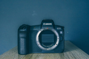 Review-Canon-EOS-R