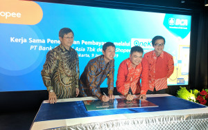 MoU signing between BCA and Shopee for OneKlik