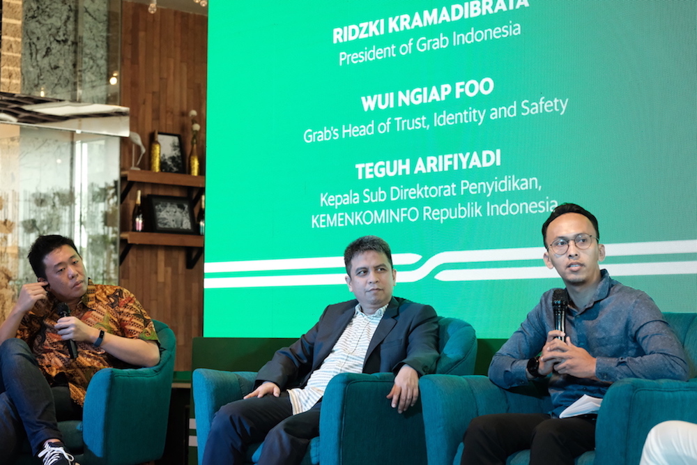 Grab Defence memiliki tiga fitur utama untuk membantu mitra manfaatkan keahlian Grab untuk mencegah kejahatan dan penipuan