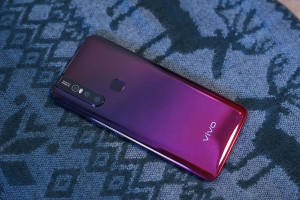 Review-Vivo-V15