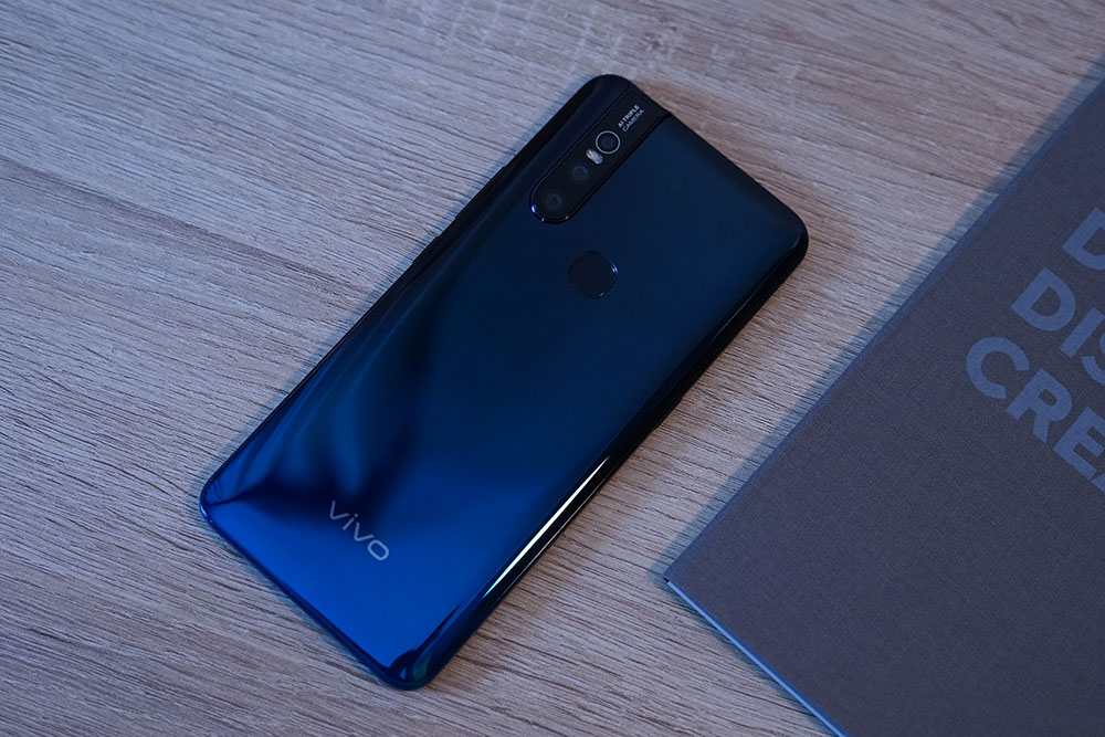 Review-Vivo-V15