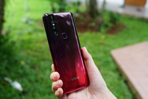 Review-Vivo-V15