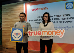 Perusahaan fintech Salim Group "OttoPay" menjadi payment aggregator berbasis kode QR dari berbagai penyedia e-money yang sudah bekerja sama