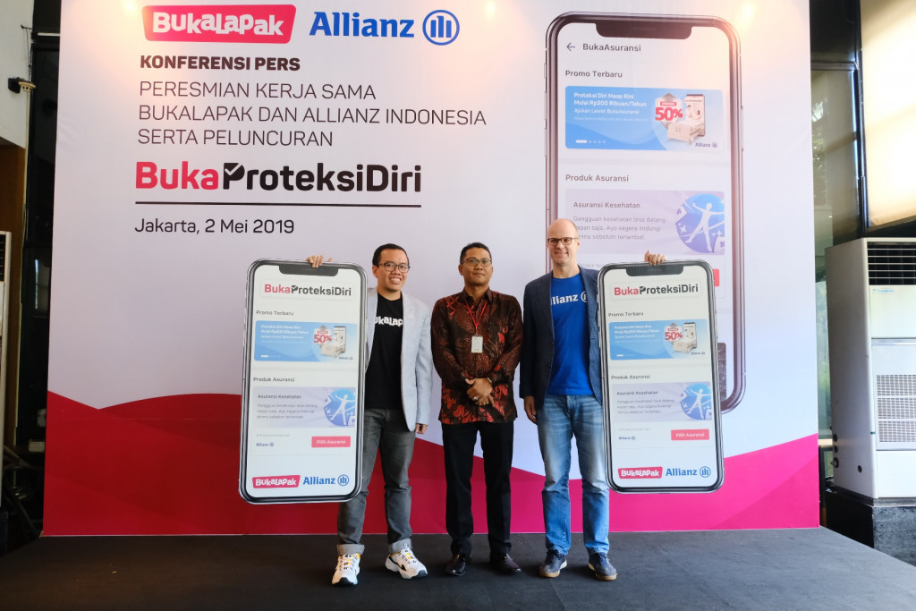 Bukalapak merilis fitur asuransi online BukaAsuransi, menggaet Allianz Life sebagai mitra perdana dengan meluncurkan produk khusus BukaProteksi Diri