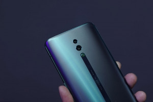 OPPO-Reno