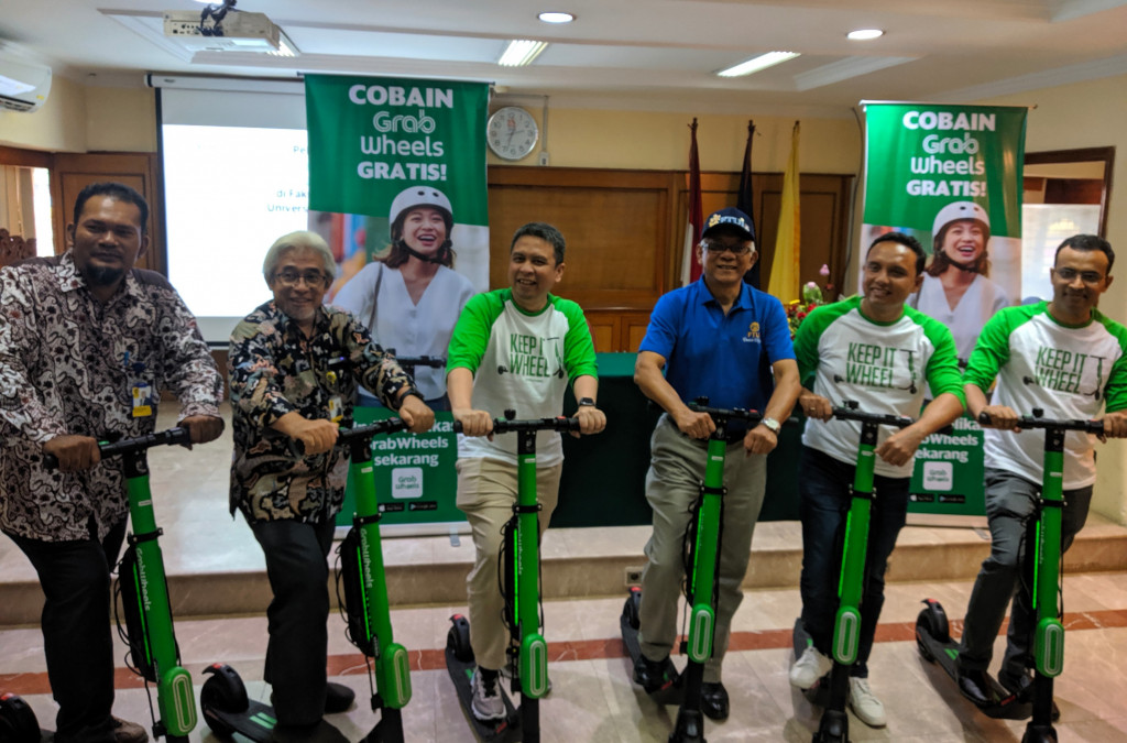 Grab memperluas layanan skuter elektrik GrabWheels di Fakultas Teknik Universitas Indonesia, setelah pertama kali hadir di The Breeze BSD