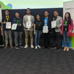 Gojek Xcelerate memilih lima startup dalam program akselerasi gelombang pertama mereka, yaitu Qlue, Travelio, Peto, Izy.ai, dan Crewdible