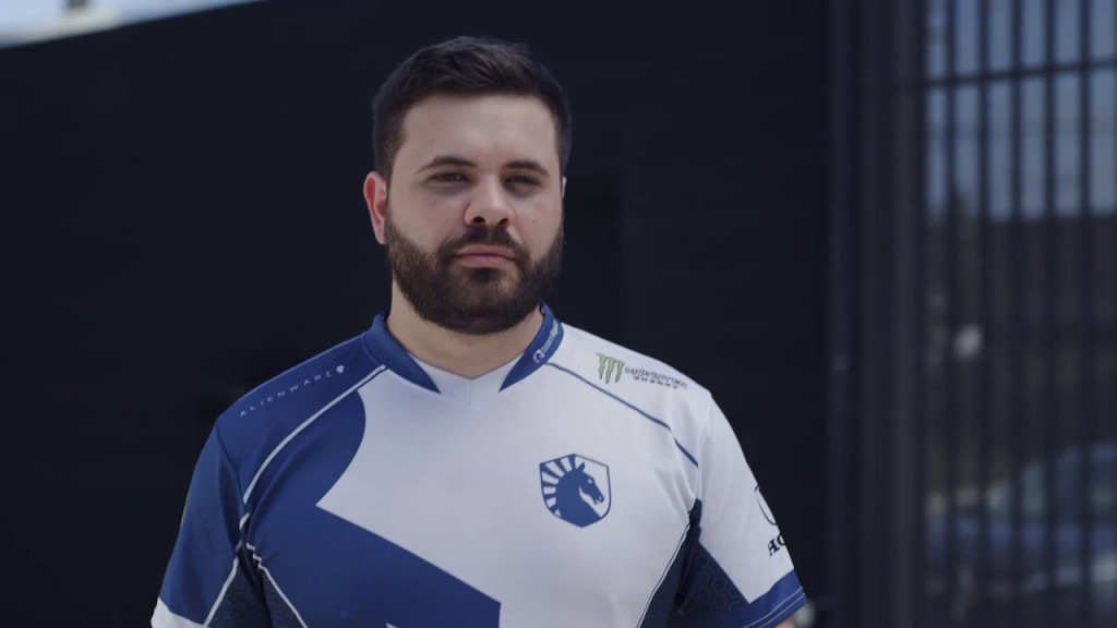 Pemain profesional Super Smash Bros, HungryBox