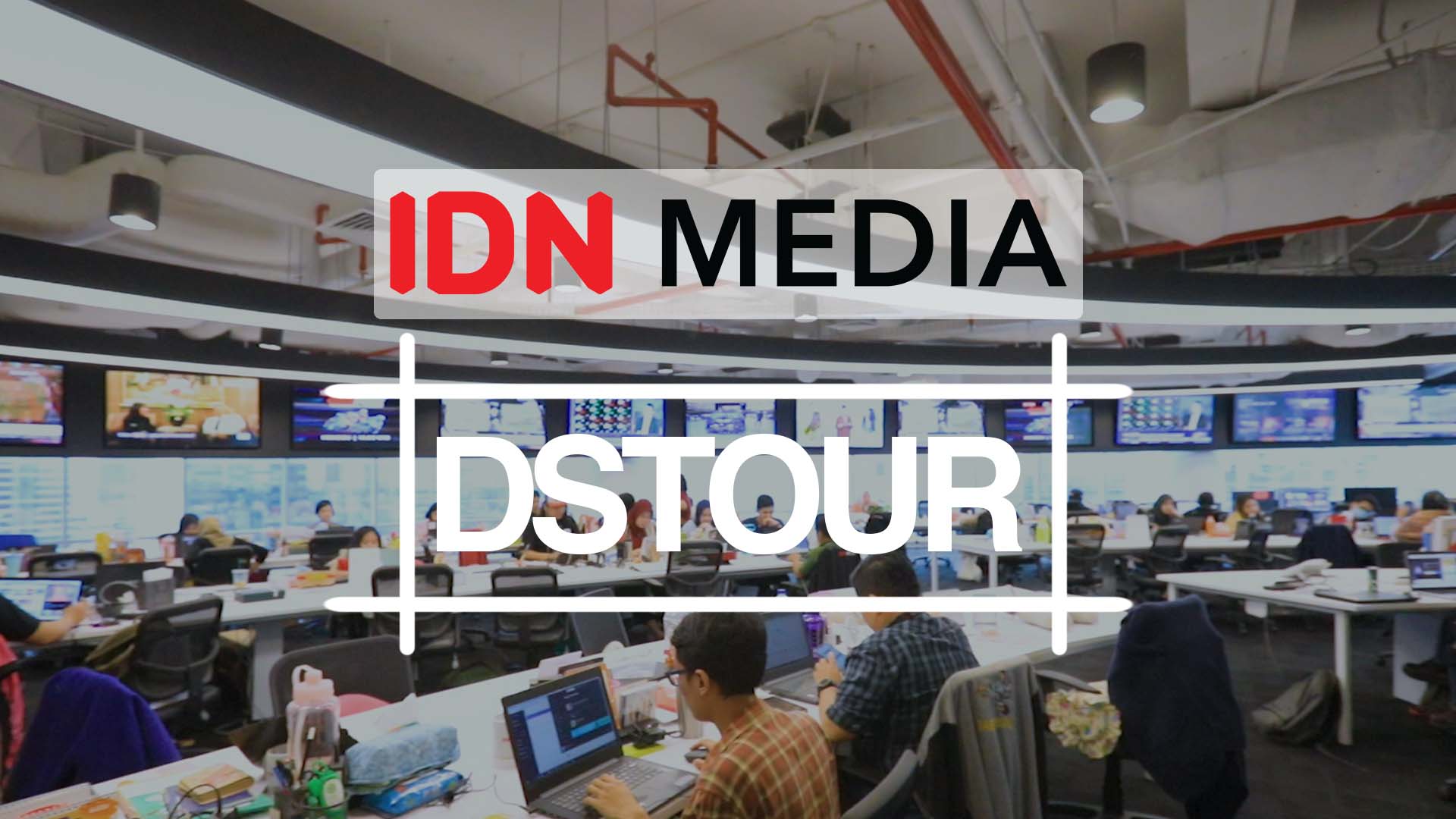 Kantor baru IDN Media, yang terletak di kawasan Gatot Soebroto, menerapkan konsep ruangan terbuka yang sarat nuansa khas Indonesia