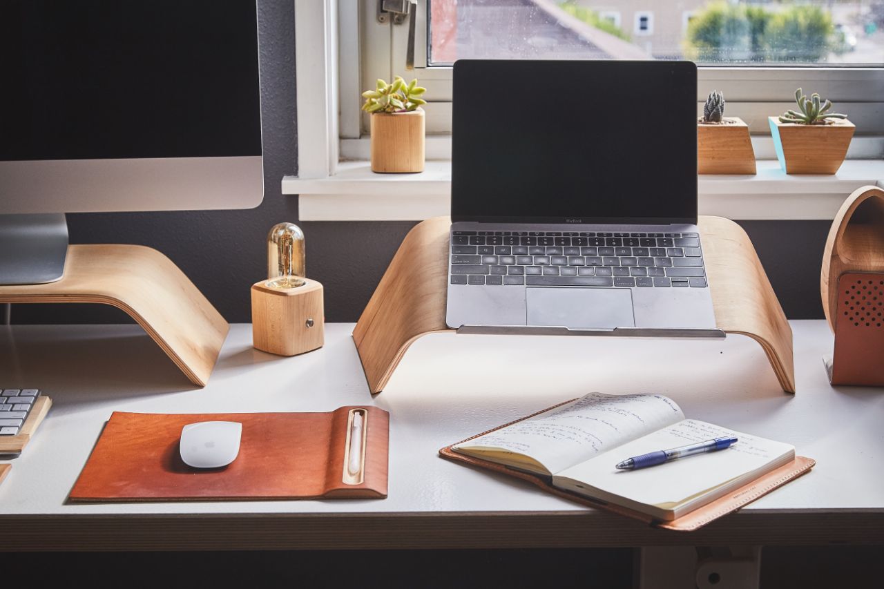 Bekerja dari rumah tidak semudah yang dibayangkan. Berikut ini beberapa poin penting yang menjadi pegangan kerja "work from home" dari Gojek