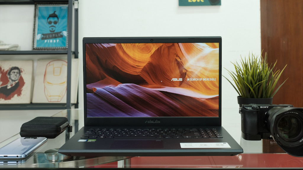 ASUS VivoBook Pro F571