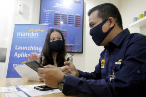 Bank Mandiri merilis aplikasi Mandiri Pintar (Pinjaman Tanpa Ribet) khusus menyasar pengusaha mikro proses pengajuan hanya membutuhkan waktu 15 menit