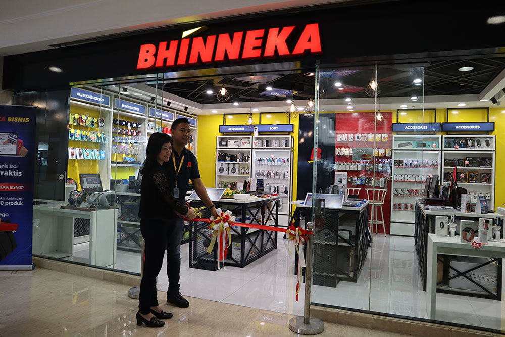 Bhinneka memperkuat posisinya sebagai pemimpin pasar e-commerce B2B di Indonesia lewat transformasinya sebagai business super ecosystem (b2b2b) sejak akhir 2019