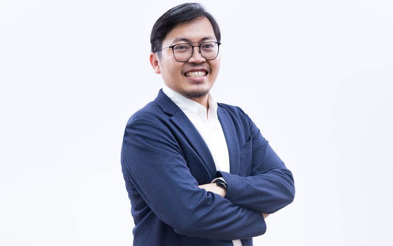 Achmad Zaky is an inspirational story about an ex- founder who decided to stay in the country's tech scene as an investor