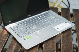 Review-ASUS-VivoBook-Ultra-14-K413-8