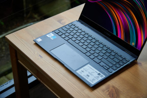 Review-ASUS-ZenBook-Flip-13-UX363-6