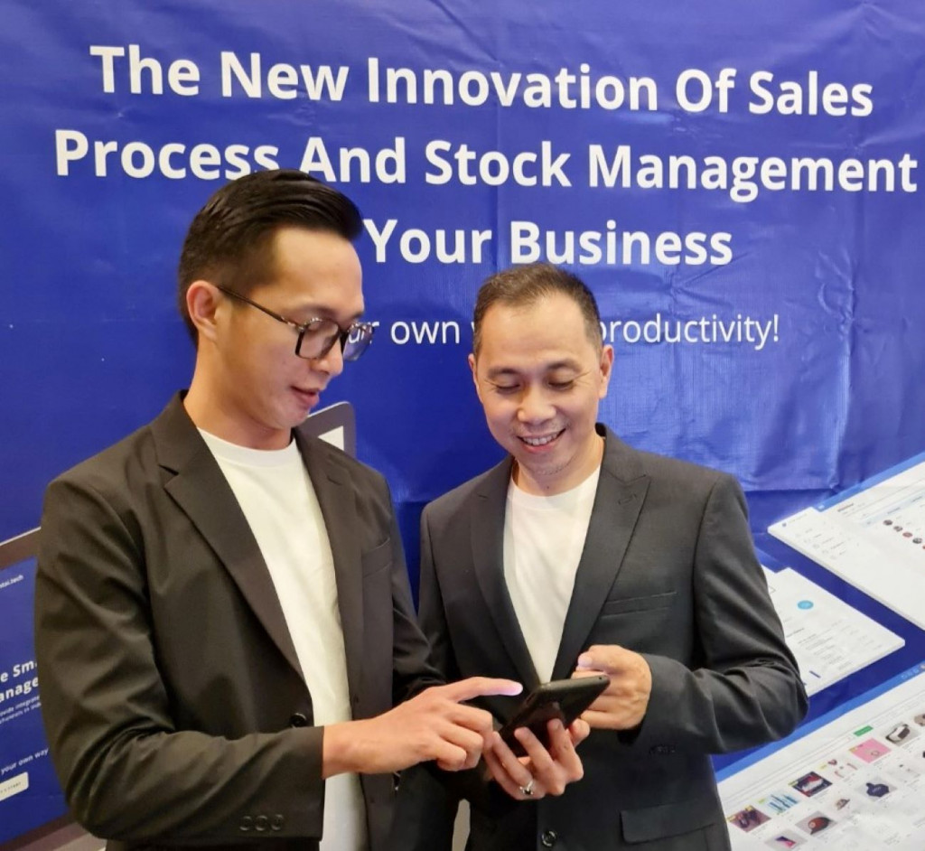 startup SaaS smart ERP Rantai didirikan pada awal 2019 di bawah PT Cyberindo Sinergi Sistem oleh Steven Dharmawan dan Thomas Wilson