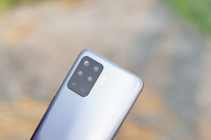 Review OPPO Reno5 F 3