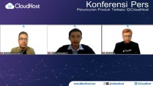 (ki-ka) CMO IDCloudHost Muhammad Mufid Luthfi, CEO IDCloudHost Alfian Pamungkas Sakawiguna, dan CTO IDCloudHost Faisal Reza / IDCloudHost