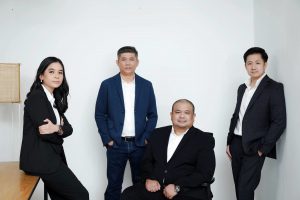 (Ki-ka) Partner Tunnelerate Ayunda Afifa, Bharat Ongso, Ivan Arie Sustiawan, and Riswanto / Tunnelerate