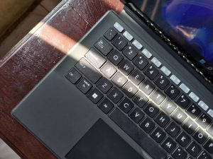 Keyboard ASUS Vivobook 13 Slate OLED 1