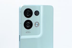 OPPO-Reno8-Pro-5G-dengan-MariSilicon