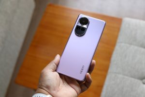 Review-OPPO-Reno10-Pro-5G-Desain-3