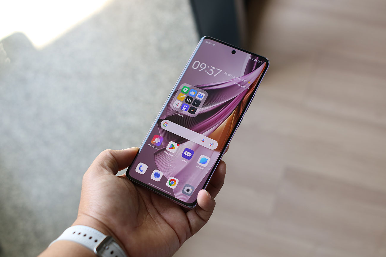 Review-OPPO-Reno10-Pro-5G-Layar-5