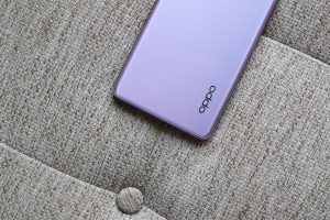 Review-OPPO-Reno10-Pro-5G-Desain-4