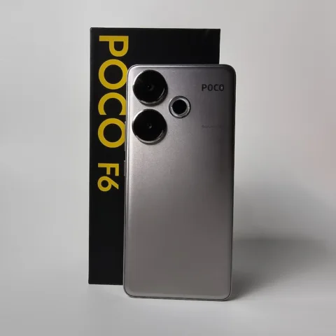 POCO F6 Snapdragon8s gen 3