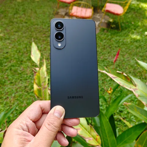 Alasan-Samsung-Galaxy-S25-Edge-Menjadi-Pilihan-yang-Pas-Untuk-Content-Creator