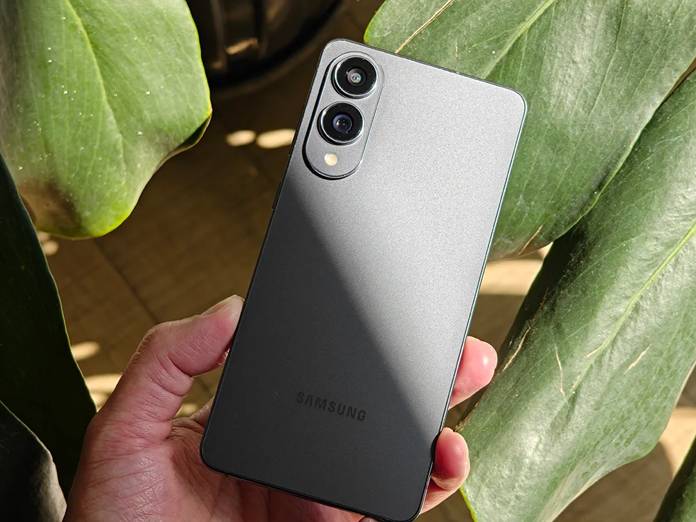 Konfigurasi-Dual-camera-yang-Powerful